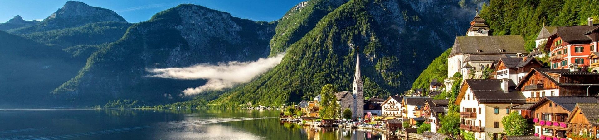 Village de Hallstatt au bord du lac - Salzkammergut - Autriche